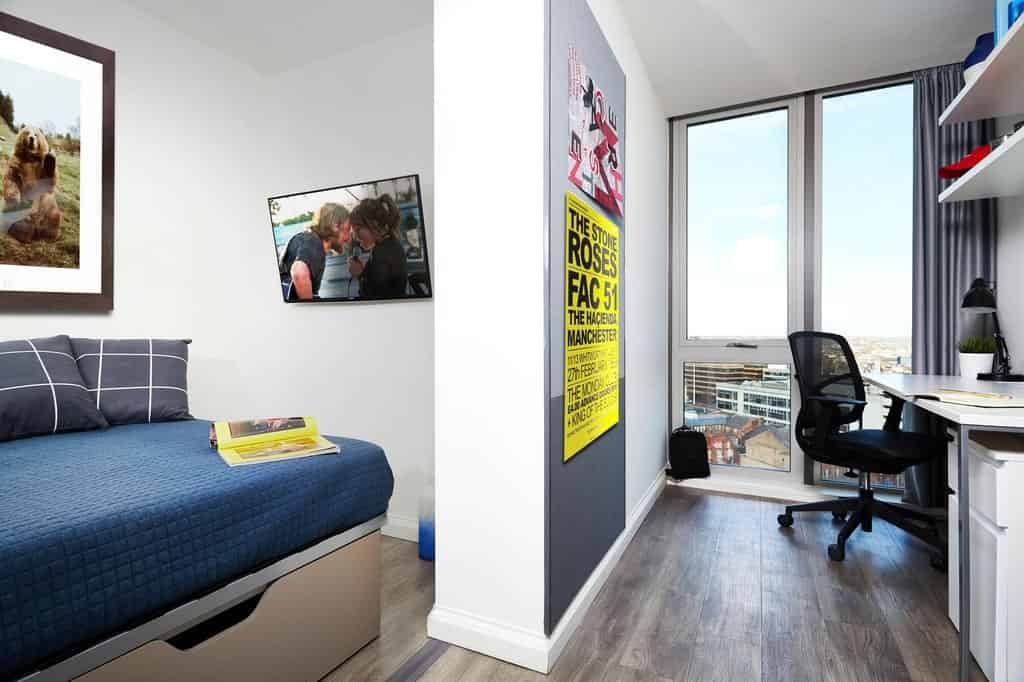 Amenities?w=400&h=260&fit=crop&q=40&auto=format&trim=auto