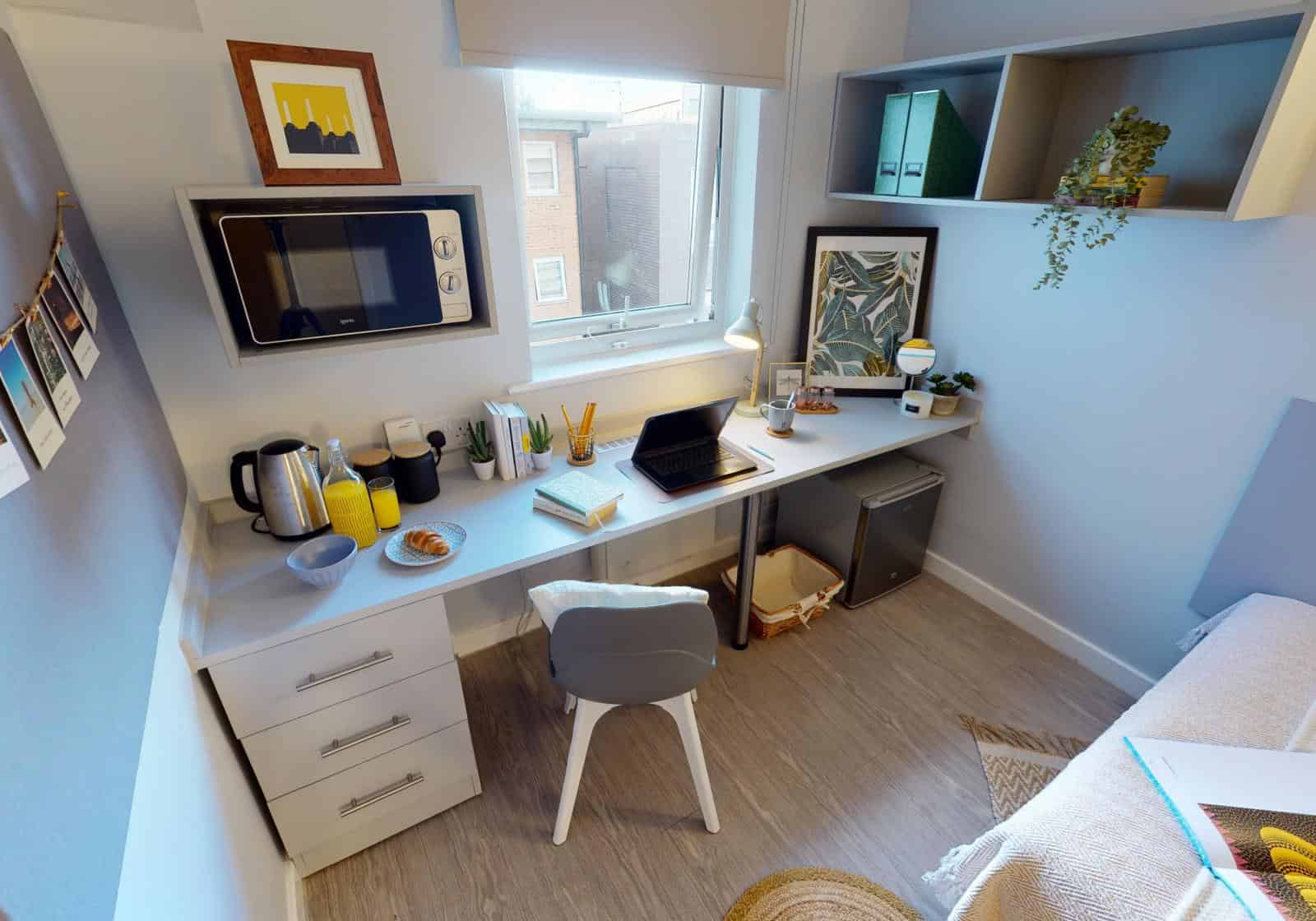 Gold Mini Studio Plus