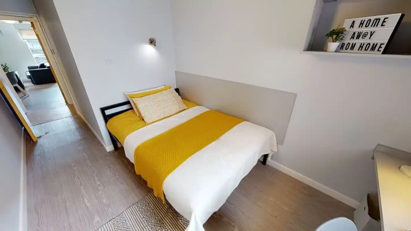 Gold 1 Bed Apartment