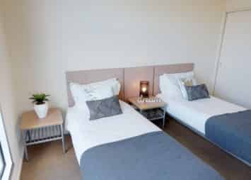 Amenities?w=400&h=260&fit=crop&q=40&auto=format&trim=auto