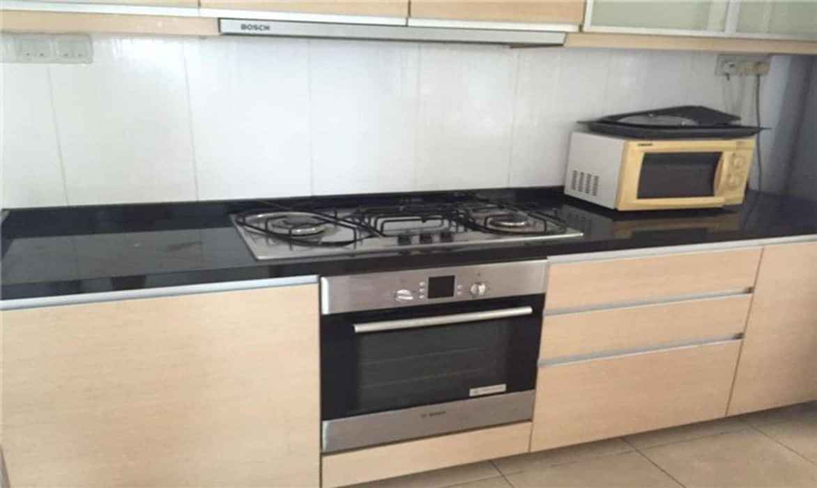 amberstudent-63118-fa27dd6894c35ecd7f4748e5794bf919?w=400&h=260&fit=crop&q=40&auto=format&trim=auto