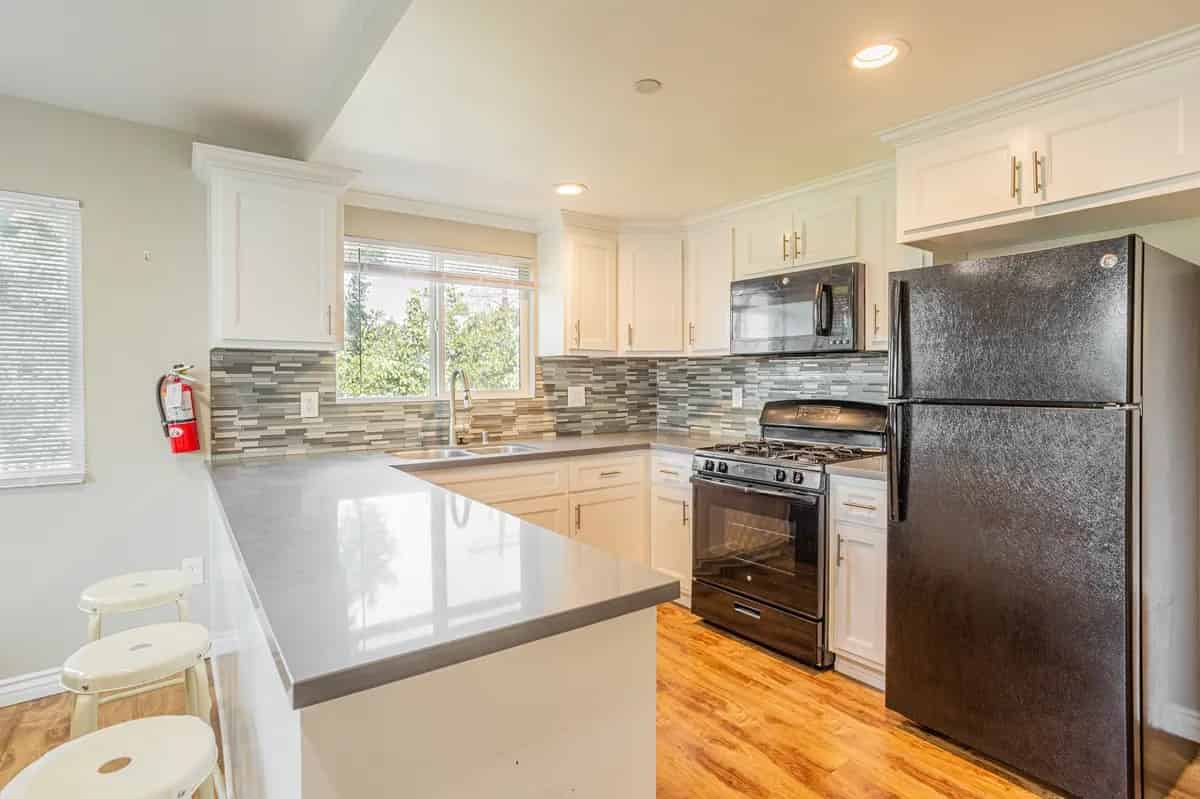 1201 W 36th Pl, Los Angeles - Los Angeles, California, United States - Kitchen