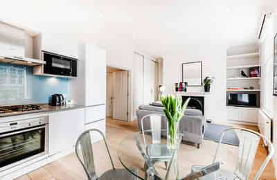 Chinatown Soho Apartments, London - London, England, United Kingdom - Kitchen