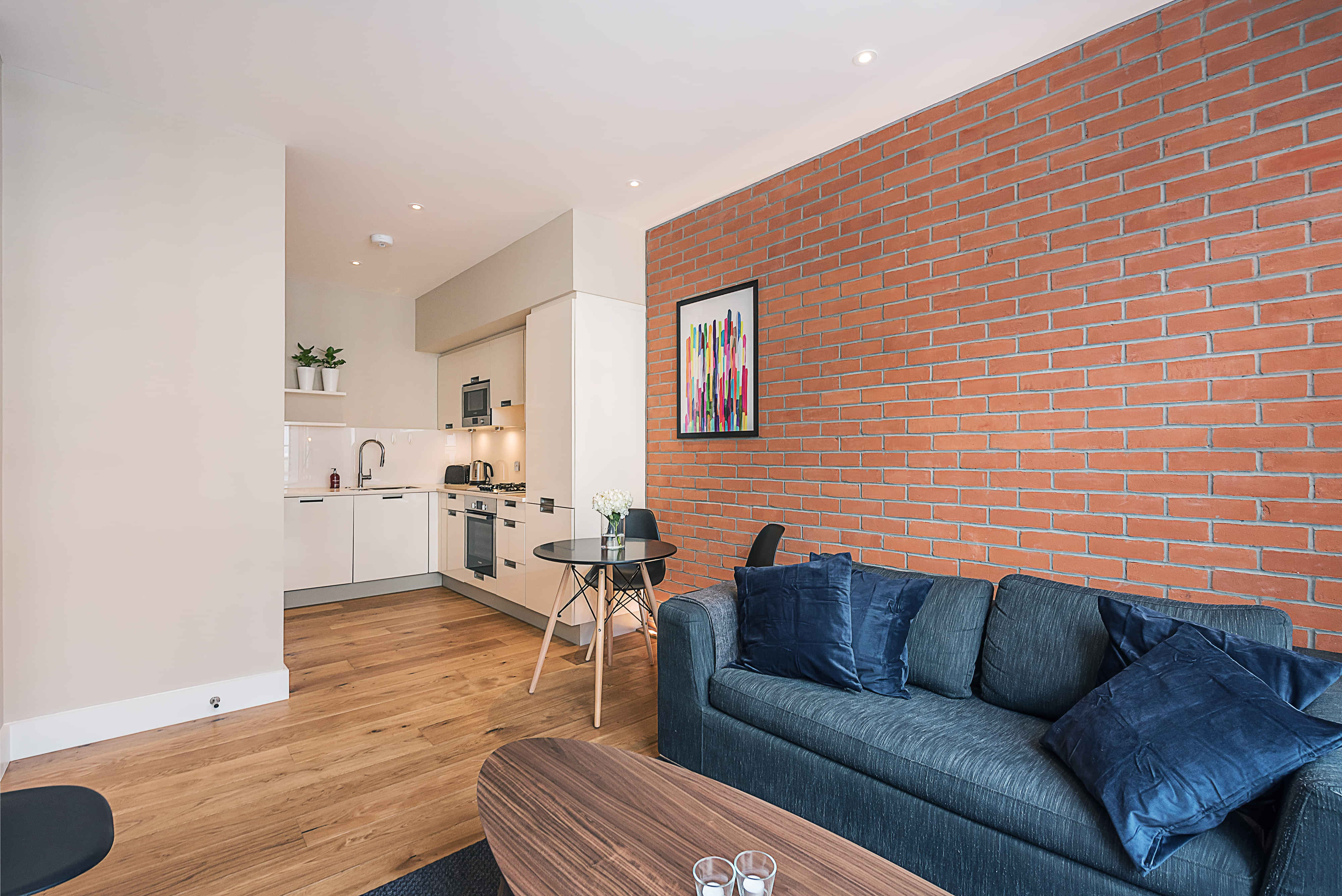 72 Long Acre - London, England, United Kingdom - 203-9