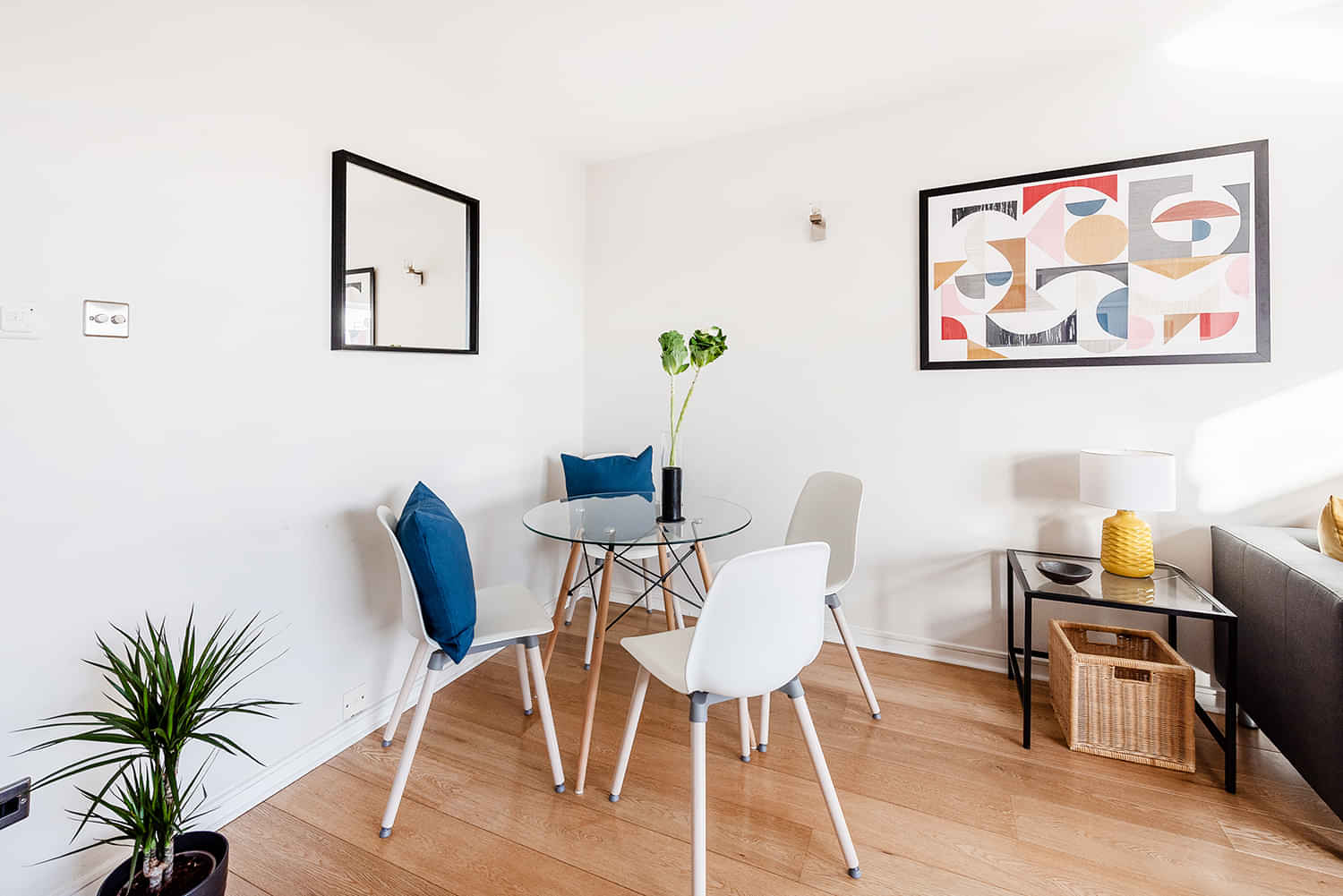 30 New Compton - London, England, United Kingdom - image_003