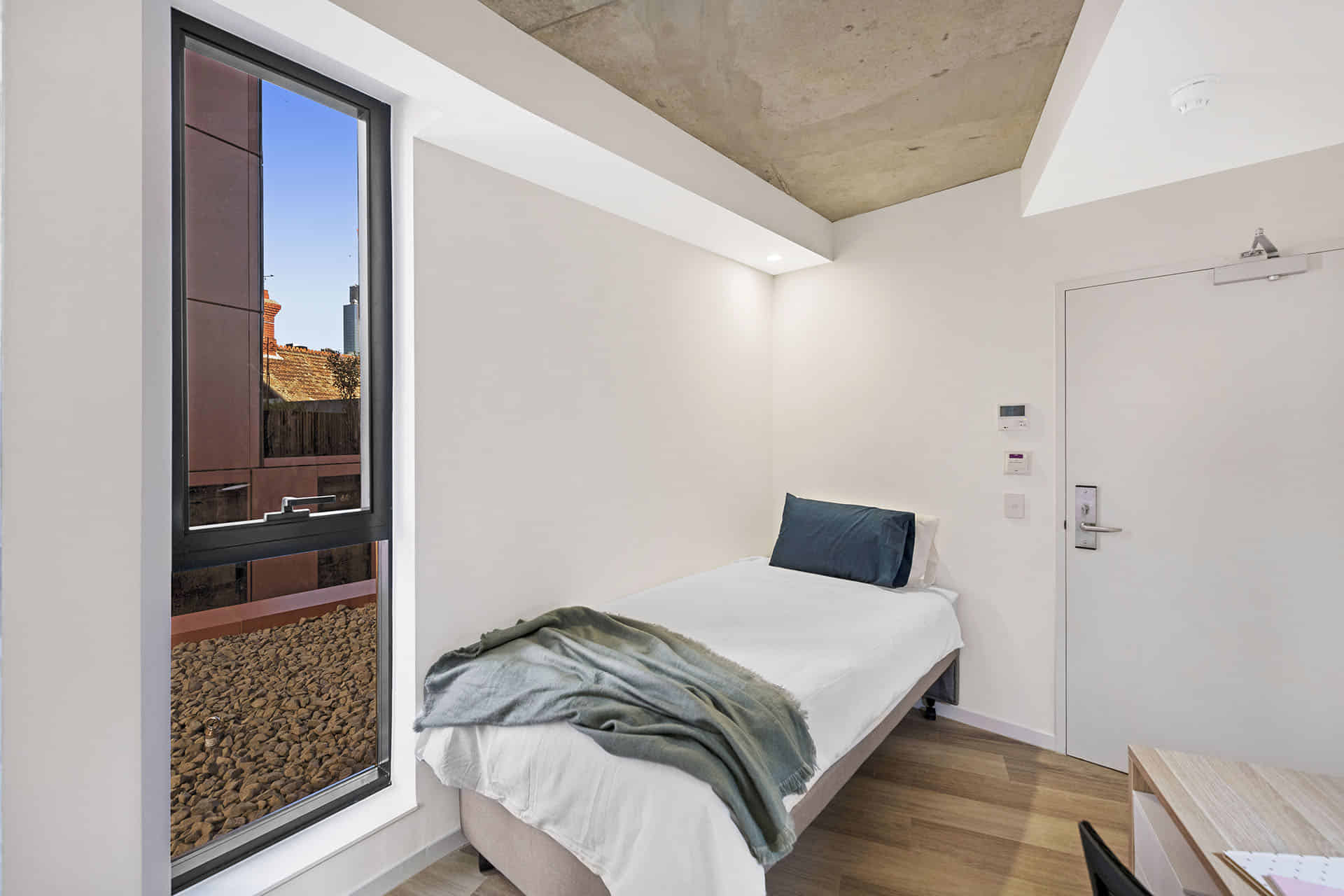 5 Bedroom Shared Bathroom, King Single Bed