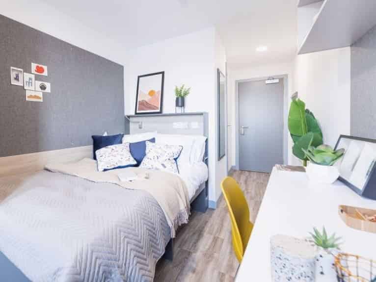 Platinum Plus Ensuite 