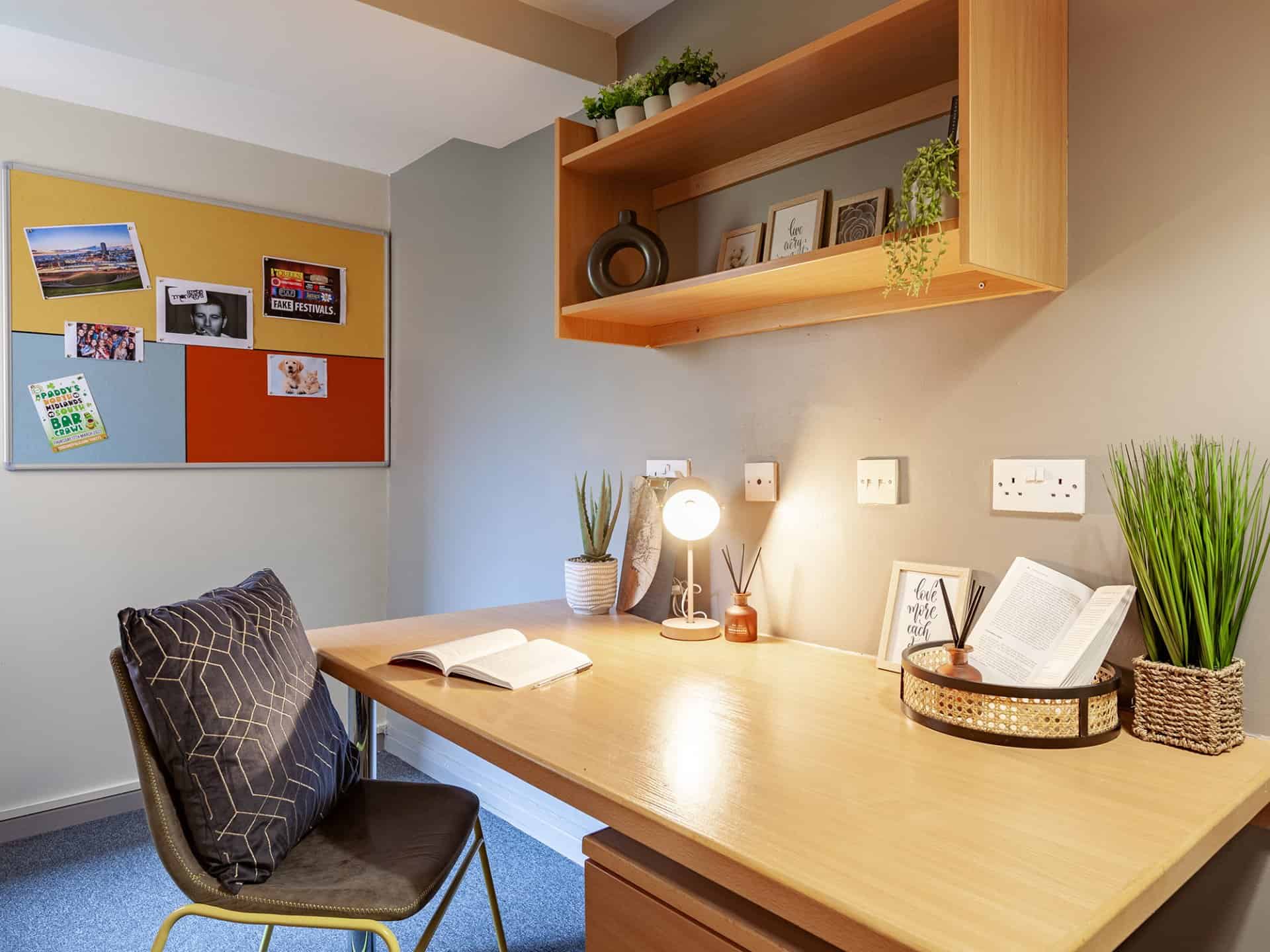 Amenities?w=400&h=260&fit=crop&q=40&auto=format&trim=auto