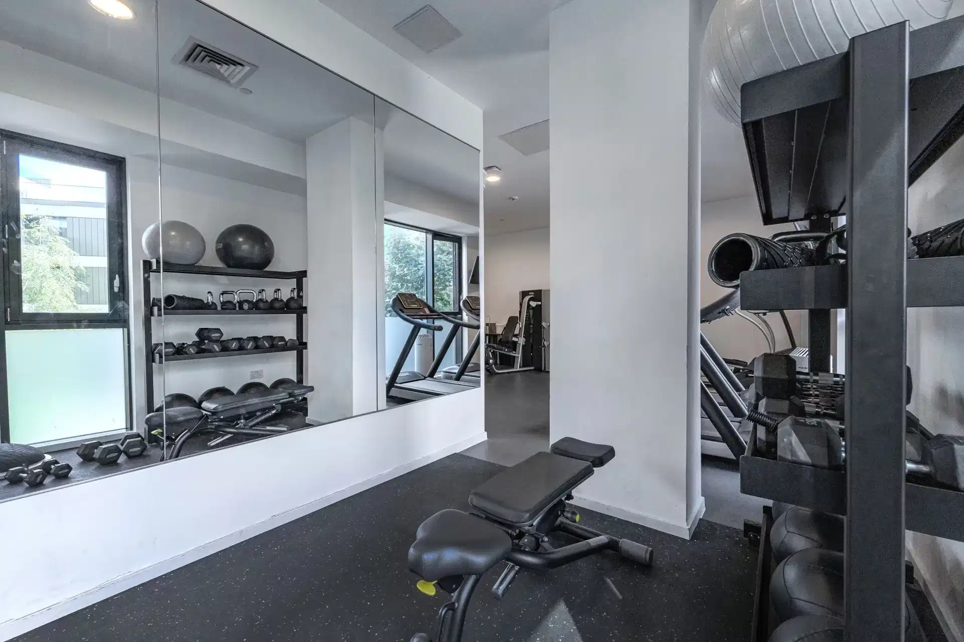 Canvas Student Barnard Point, London - London, England, United Kingdom - Amenities