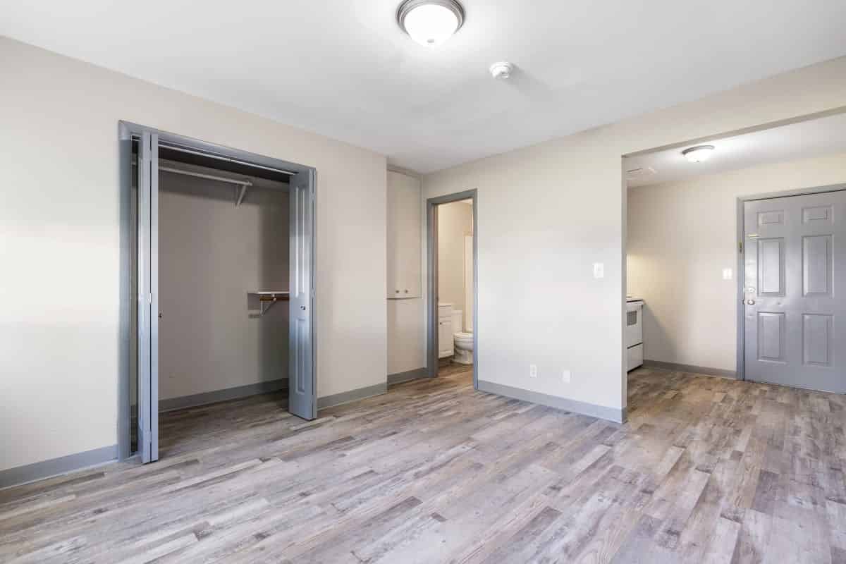 Saluki Apartments, Carbondale - Carbondale, Illinois, United States - Room