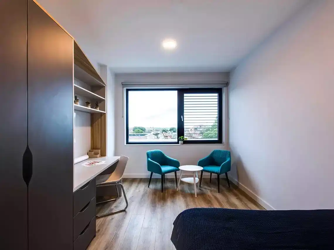 Amenities?w=400&h=260&fit=crop&q=40&auto=format&trim=auto