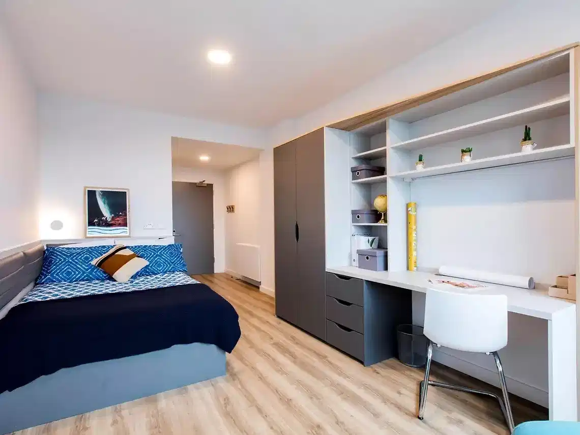 Deluxe Ensuite