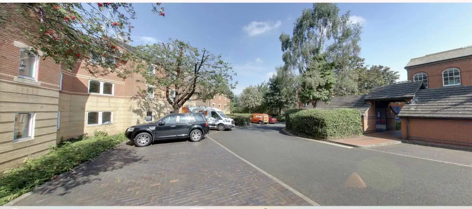 Queen's Hospital Close, Birmingham image 29
