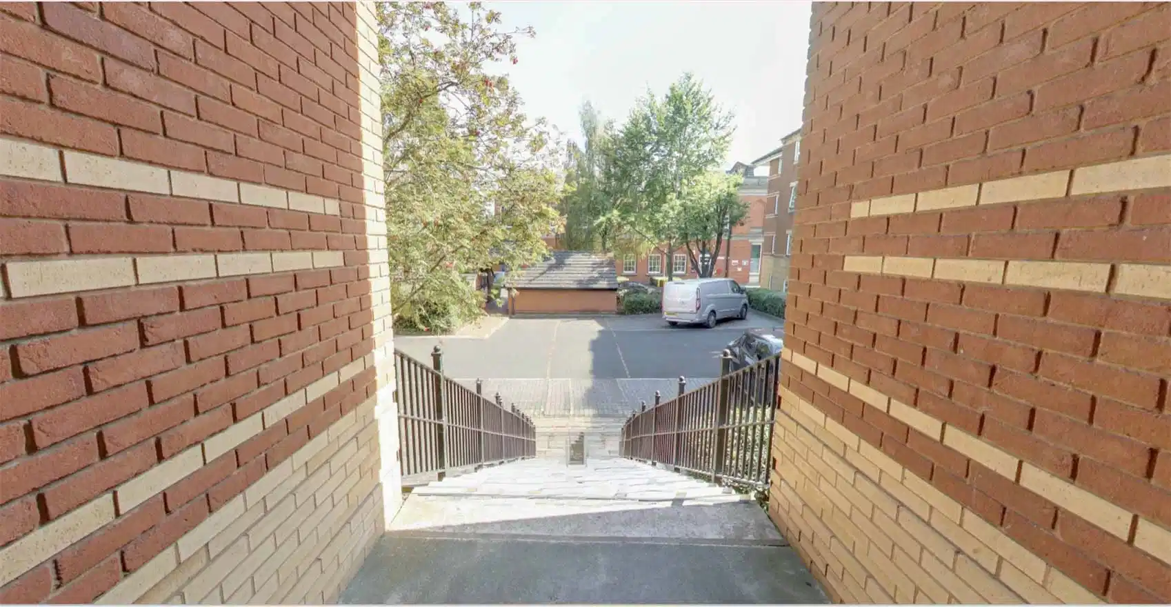Queen's Hospital Close, Birmingham image 42