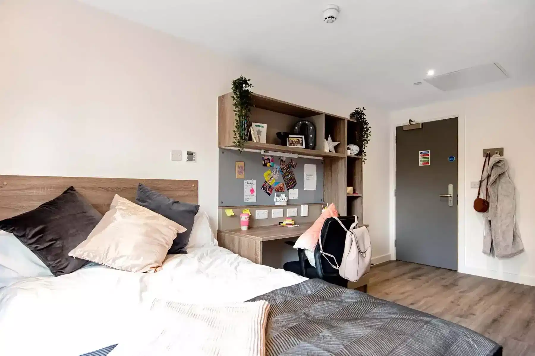 Deluxe Ensuite Plus