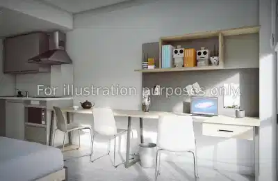 Exterior?w=400&h=260&fit=crop&q=40&auto=format&trim=auto
