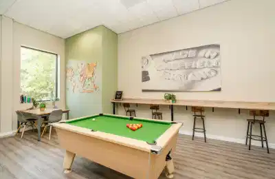 Central Place, Sheffield - Sheffield, England, United Kingdom - Amenities