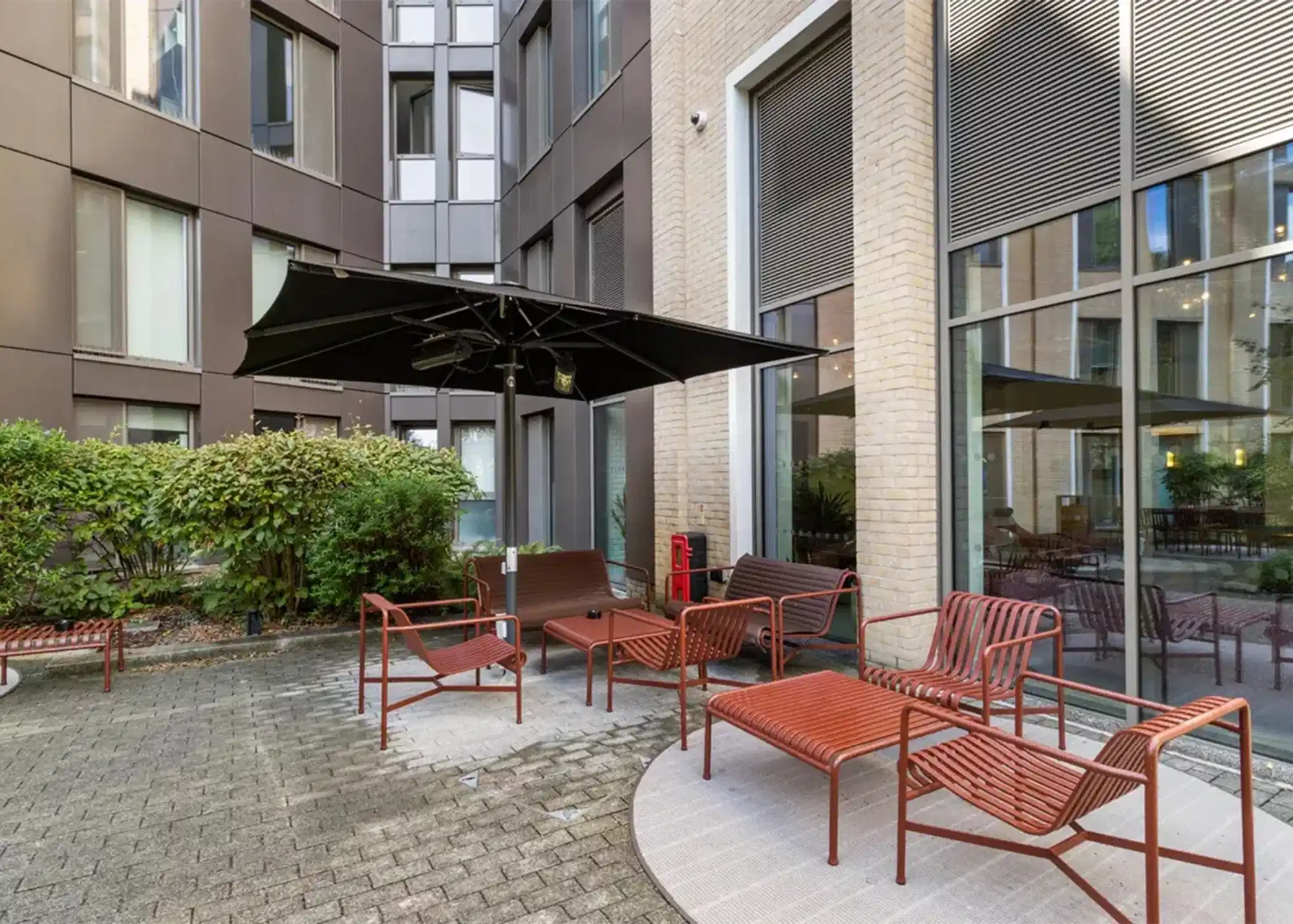 LST White City Residence, London image 19