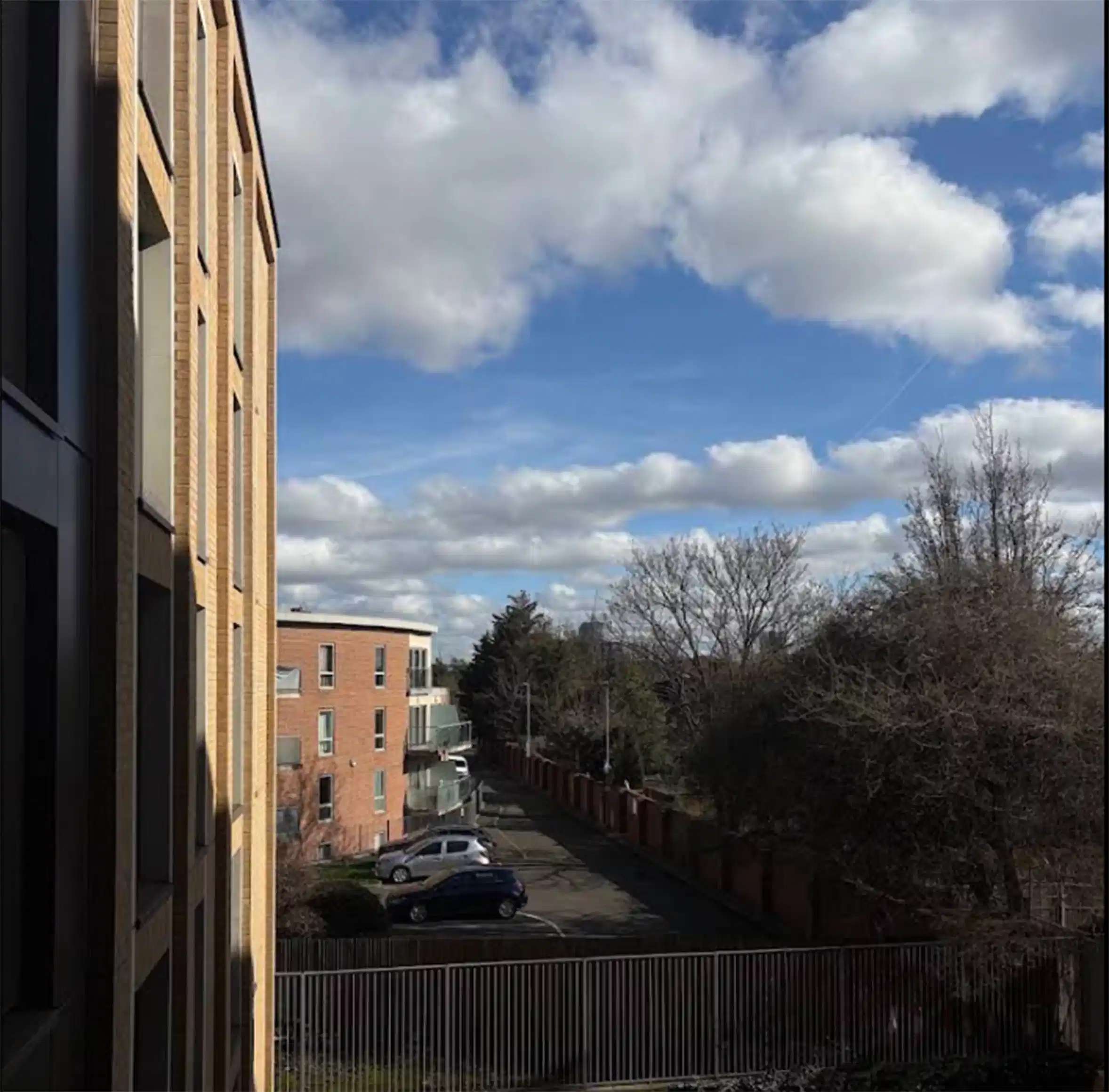 LST White City Residence, London image 33