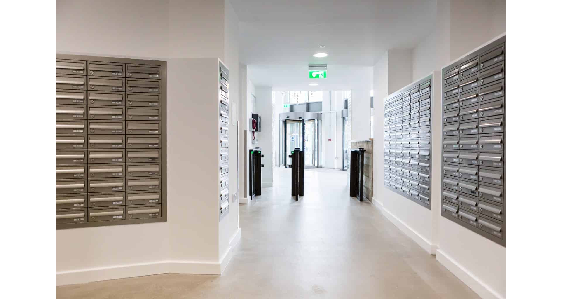 LST White City Residence, London image 12