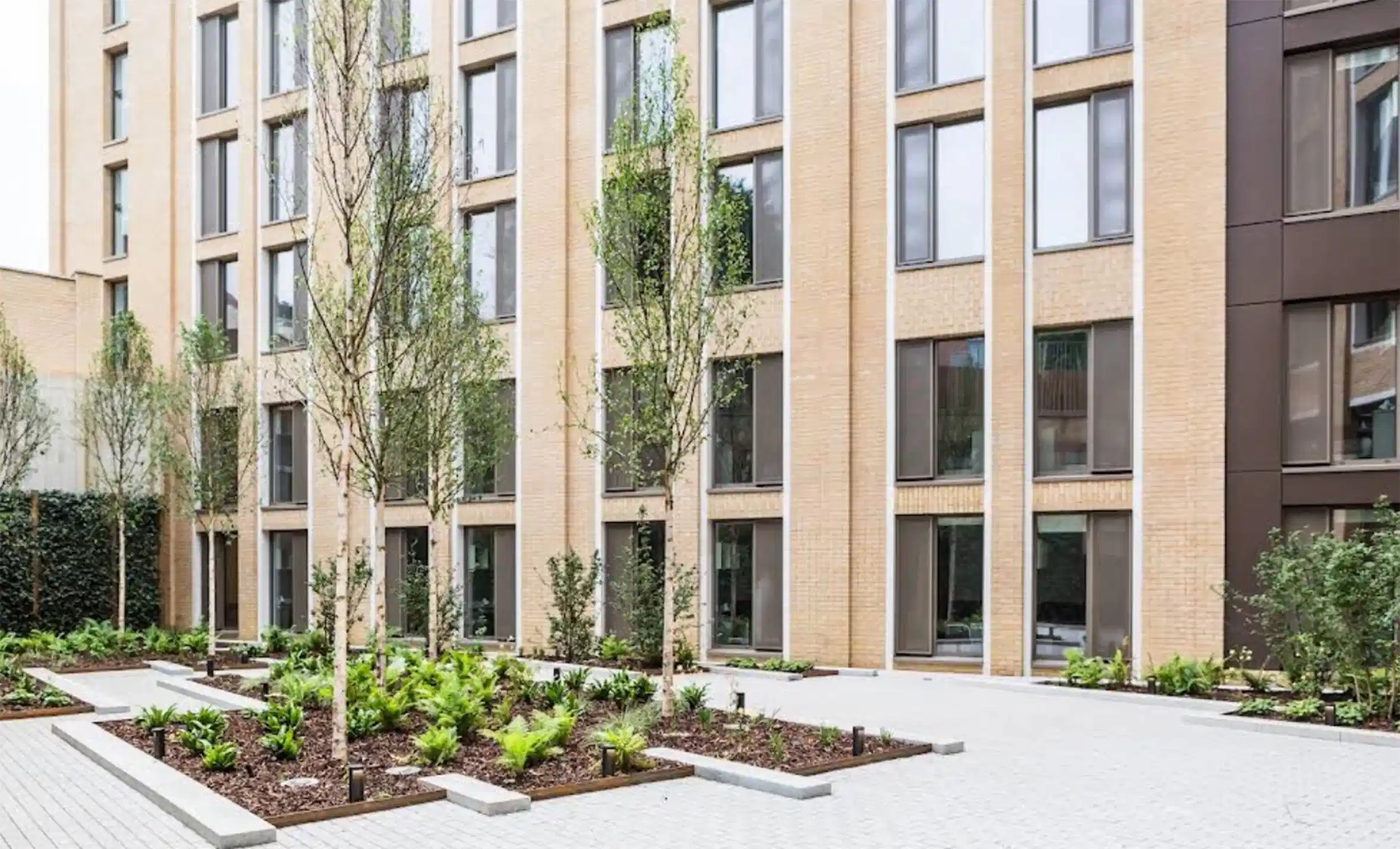 LST White City Residence, London image 35