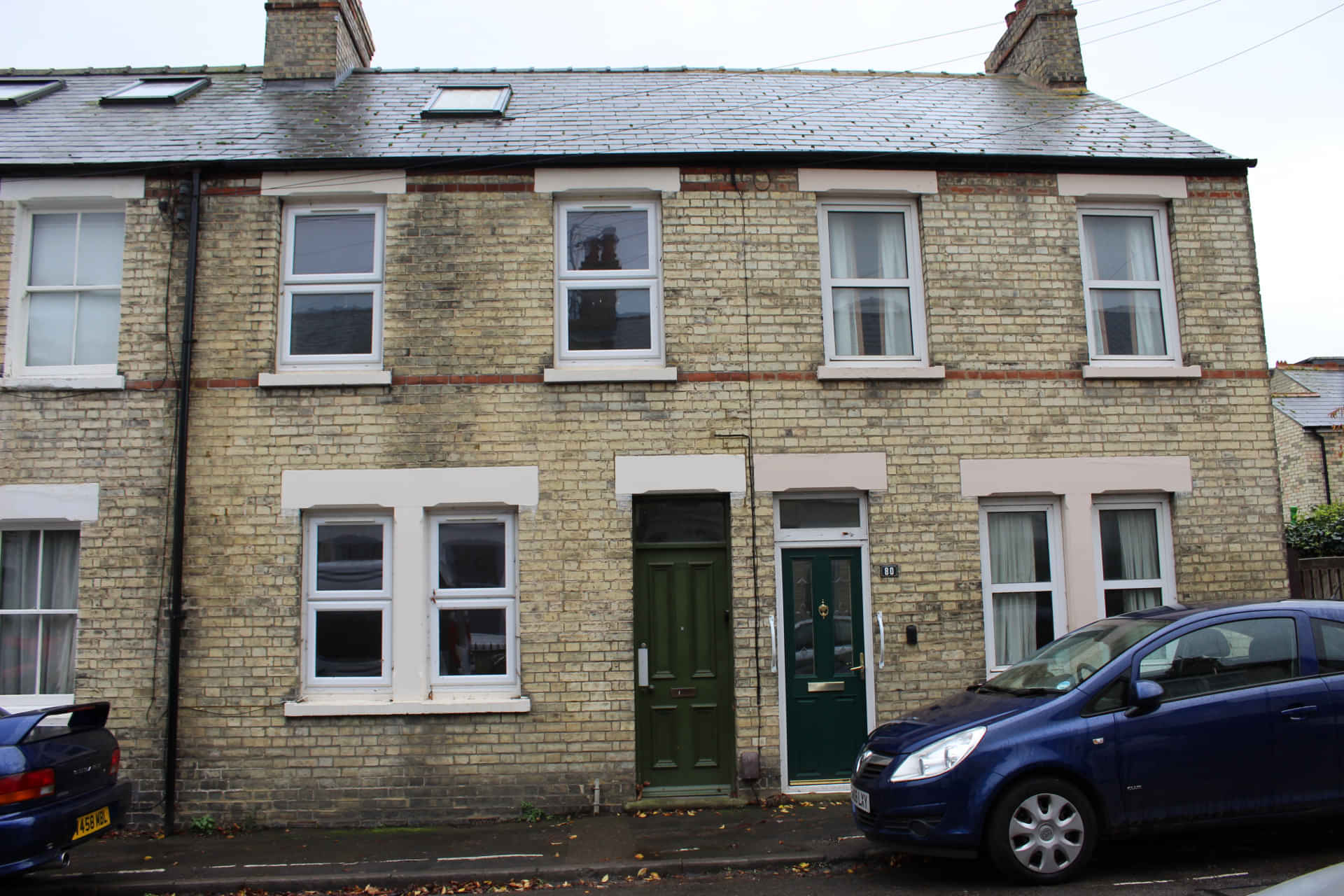 ?w=400&h=260&fit=crop&q=40&auto=format&trim=auto