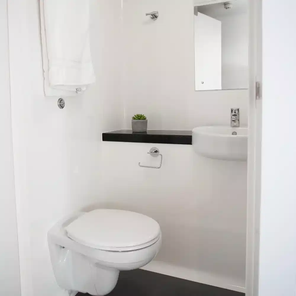 Amenities?w=400&h=260&fit=crop&q=40&auto=format&trim=auto