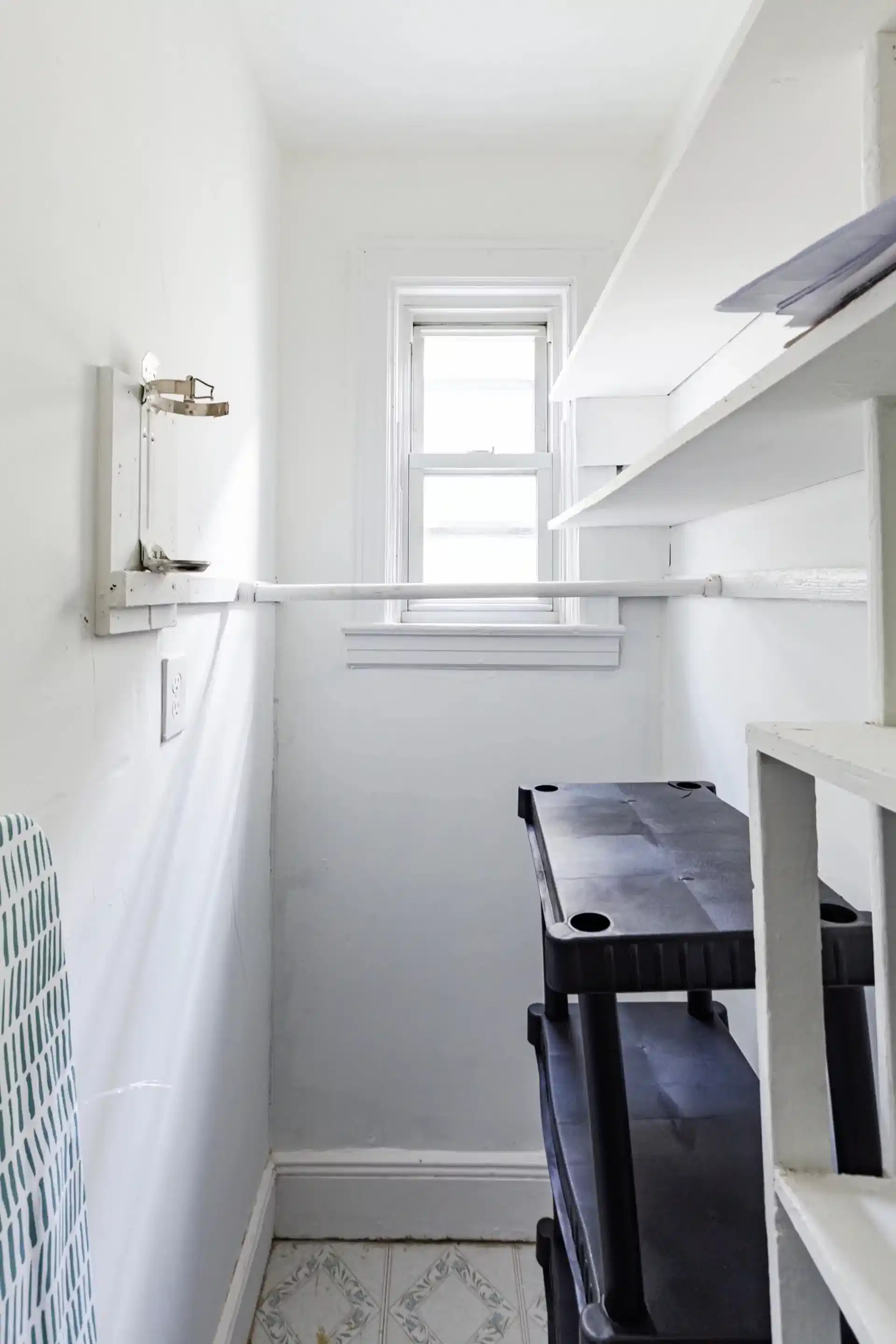 #1687B : West Side - Bedroom?w=400&h=260&fit=crop&q=40&auto=format&trim=auto