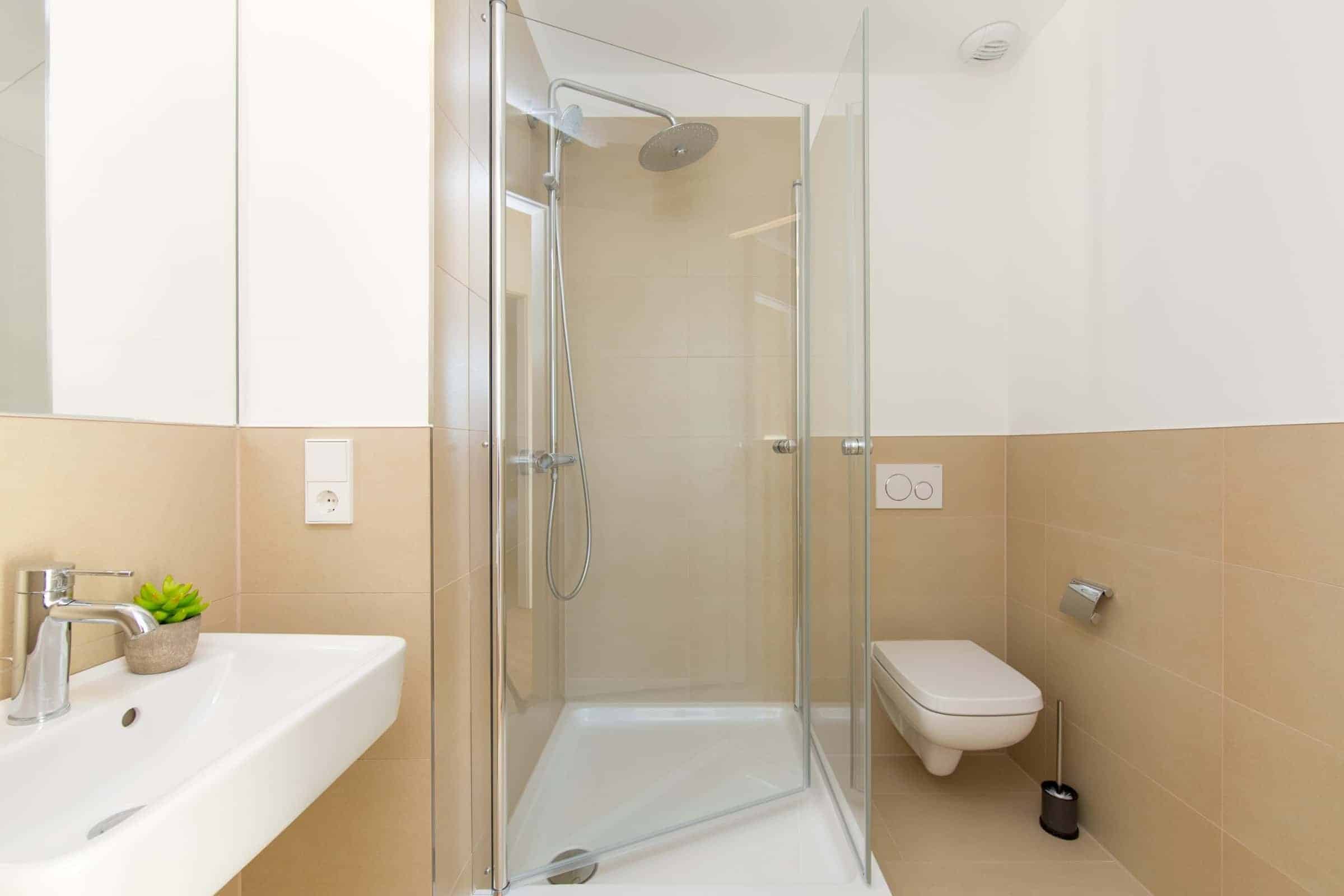 Exterior?w=400&h=260&fit=crop&q=40&auto=format&trim=auto