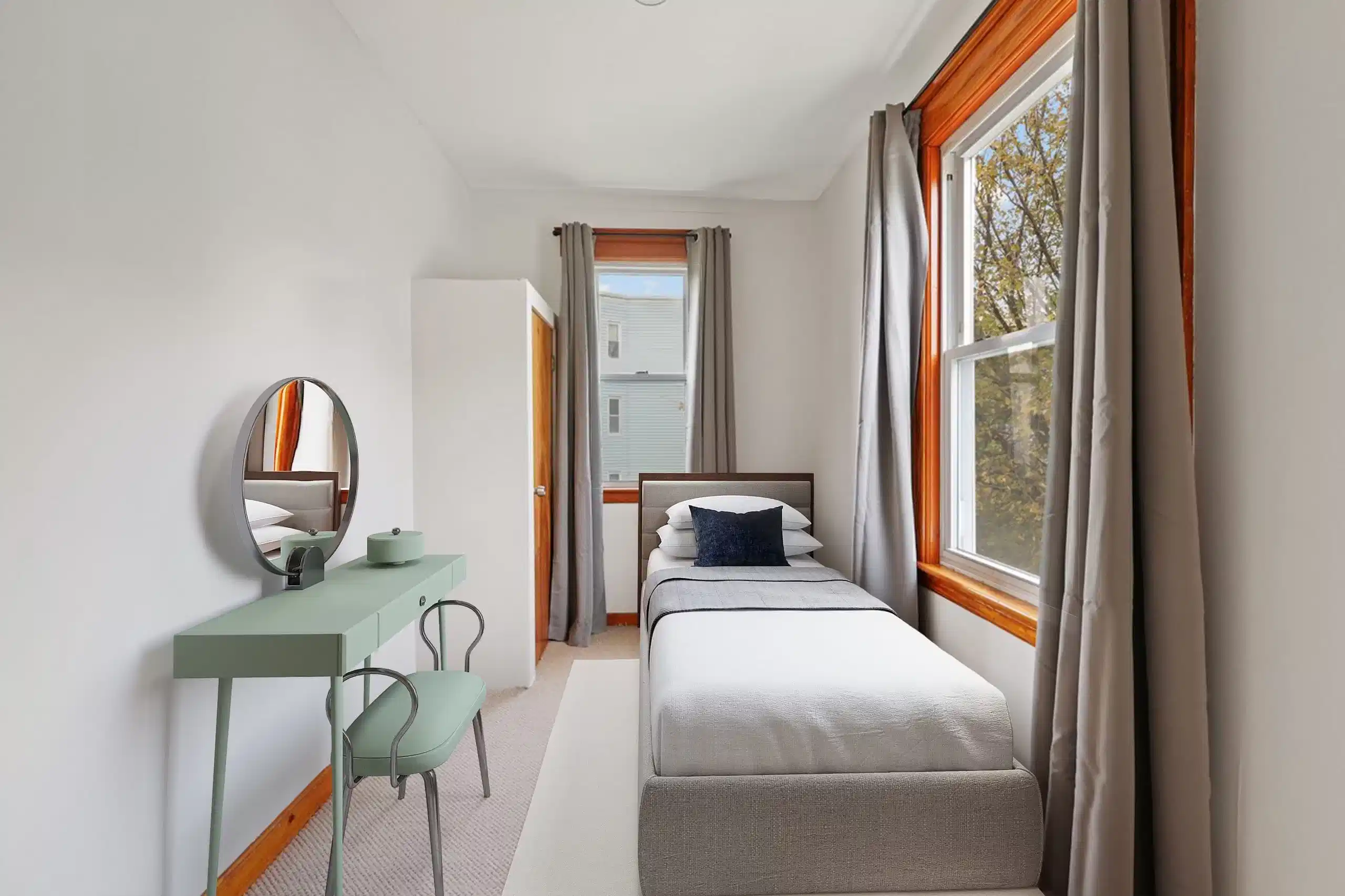 June Homes 02124, Boston - Boston, Massachusetts, United States - #767D : Dorchester Center - Bedroom