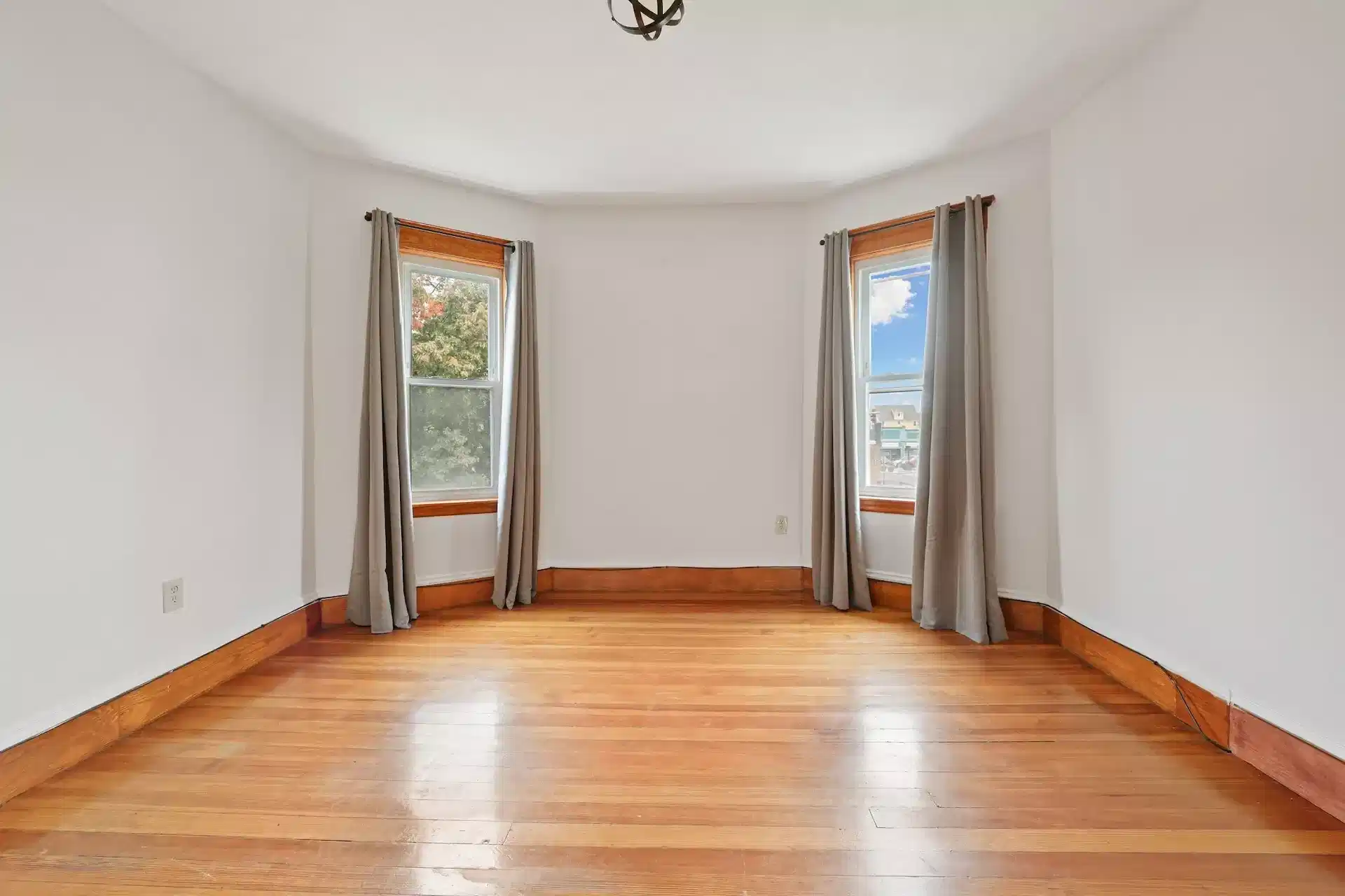 June Homes 02124, Boston - Boston, Massachusetts, United States - #767A : Dorchester Center - Bedroom