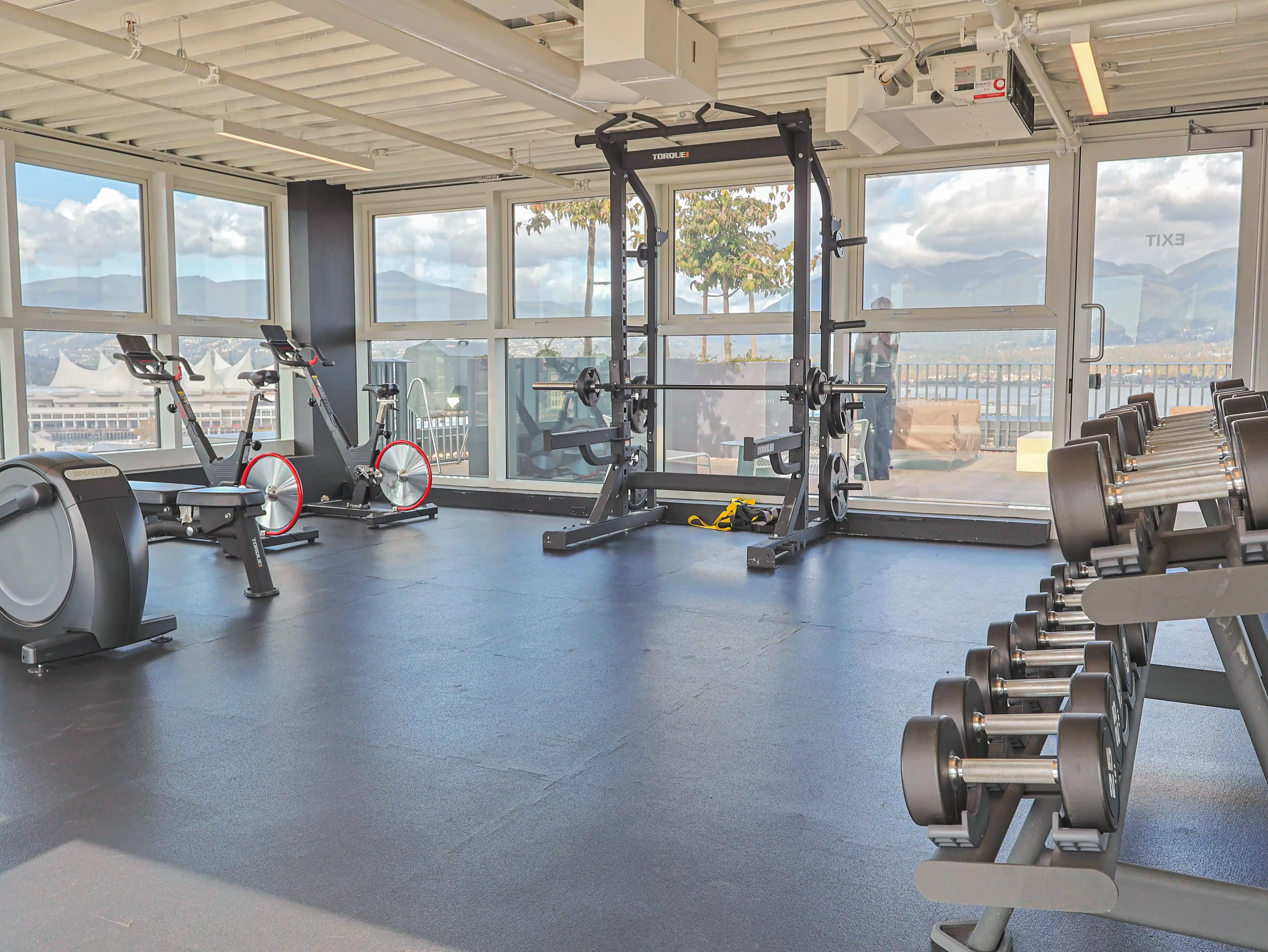 23 W Cordova St, Vancouver - Vancouver, Canada - Amenities