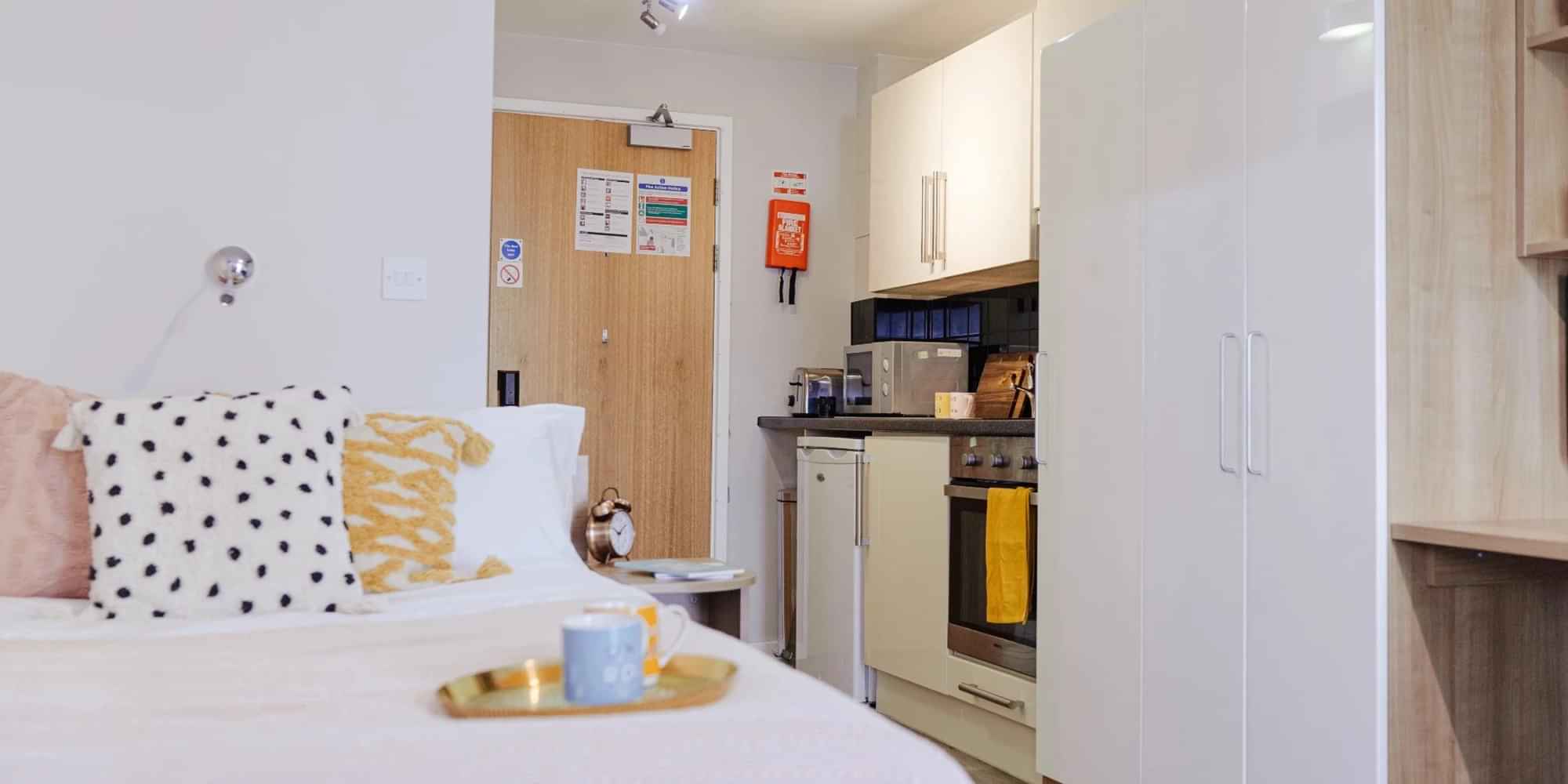 Gold Studio  - Bedroom