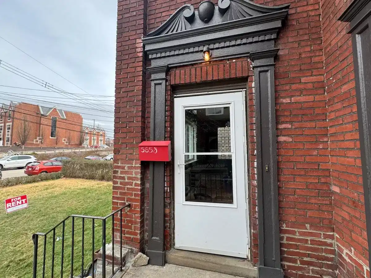 5658 Phillips Ave, Pittsburgh - Pittsburgh, Pennsylvania, United States - Exterior