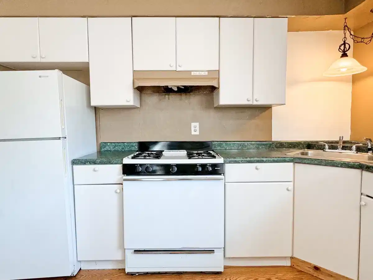 3263 Parkview Ave, Pittsburgh - Pittsburgh, Pennsylvania, United States - Kitchen