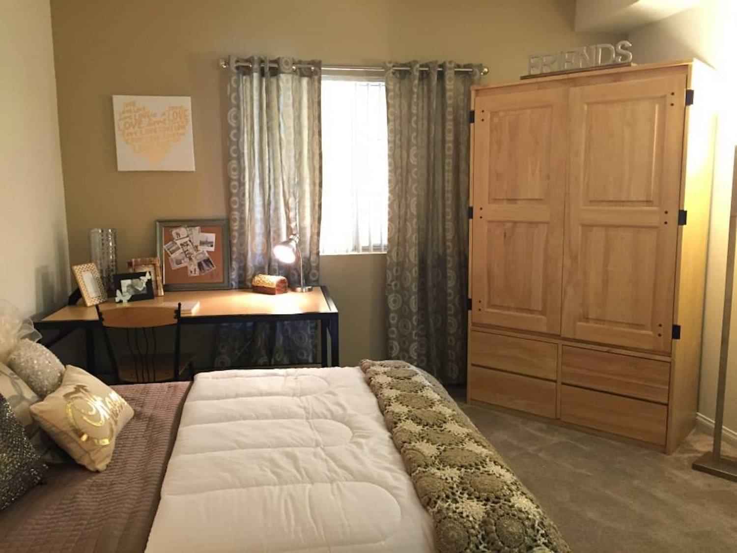 GrandMarc At University Village, Riverside - Riverside, California, United States - Bedroom