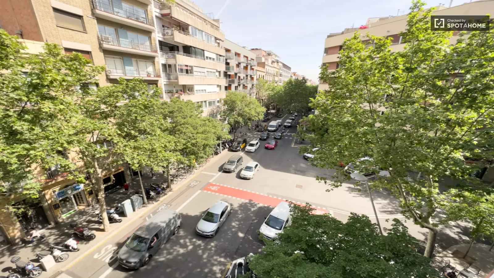 ?w=400&h=260&fit=crop&q=40&auto=format&trim=auto