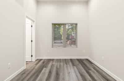 4 Bedroom 2 Bathroom Apartment - Common Area?w=400&h=260&fit=crop&q=40&auto=format&trim=auto