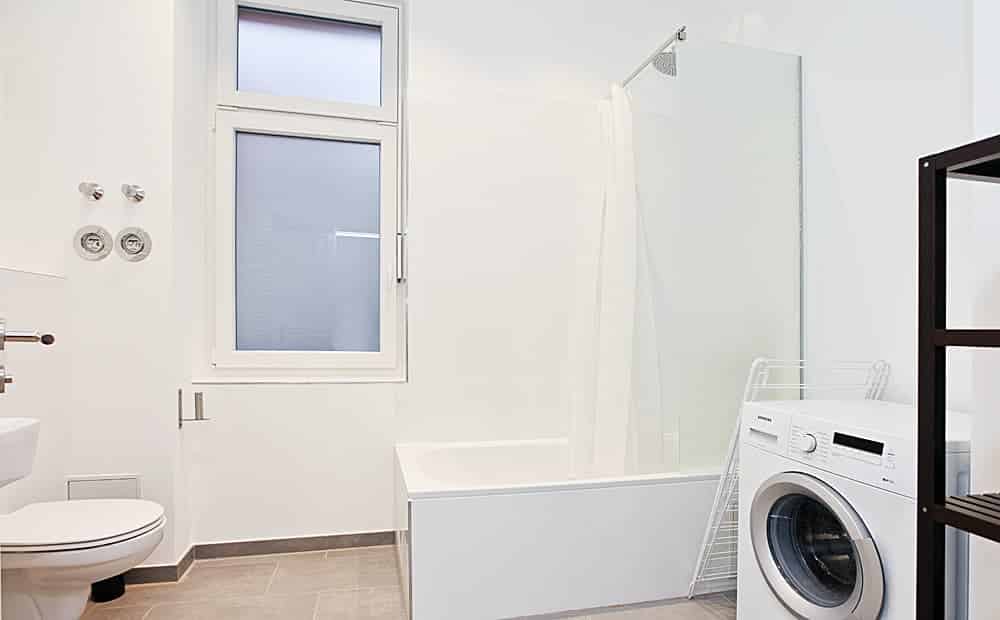 Bedroom?w=400&h=260&fit=crop&q=40&auto=format&trim=auto