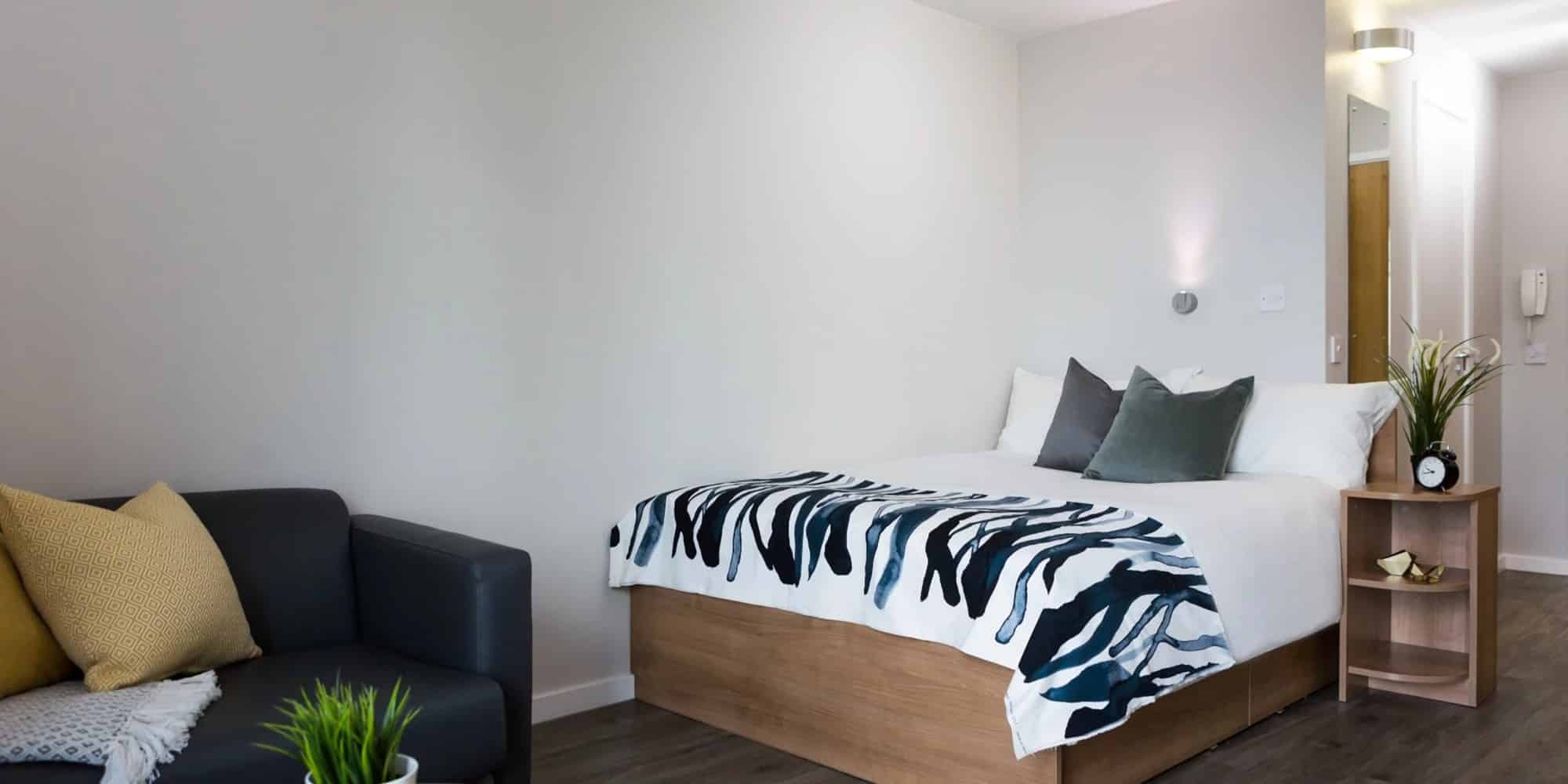 Silver Studio Upper Premium