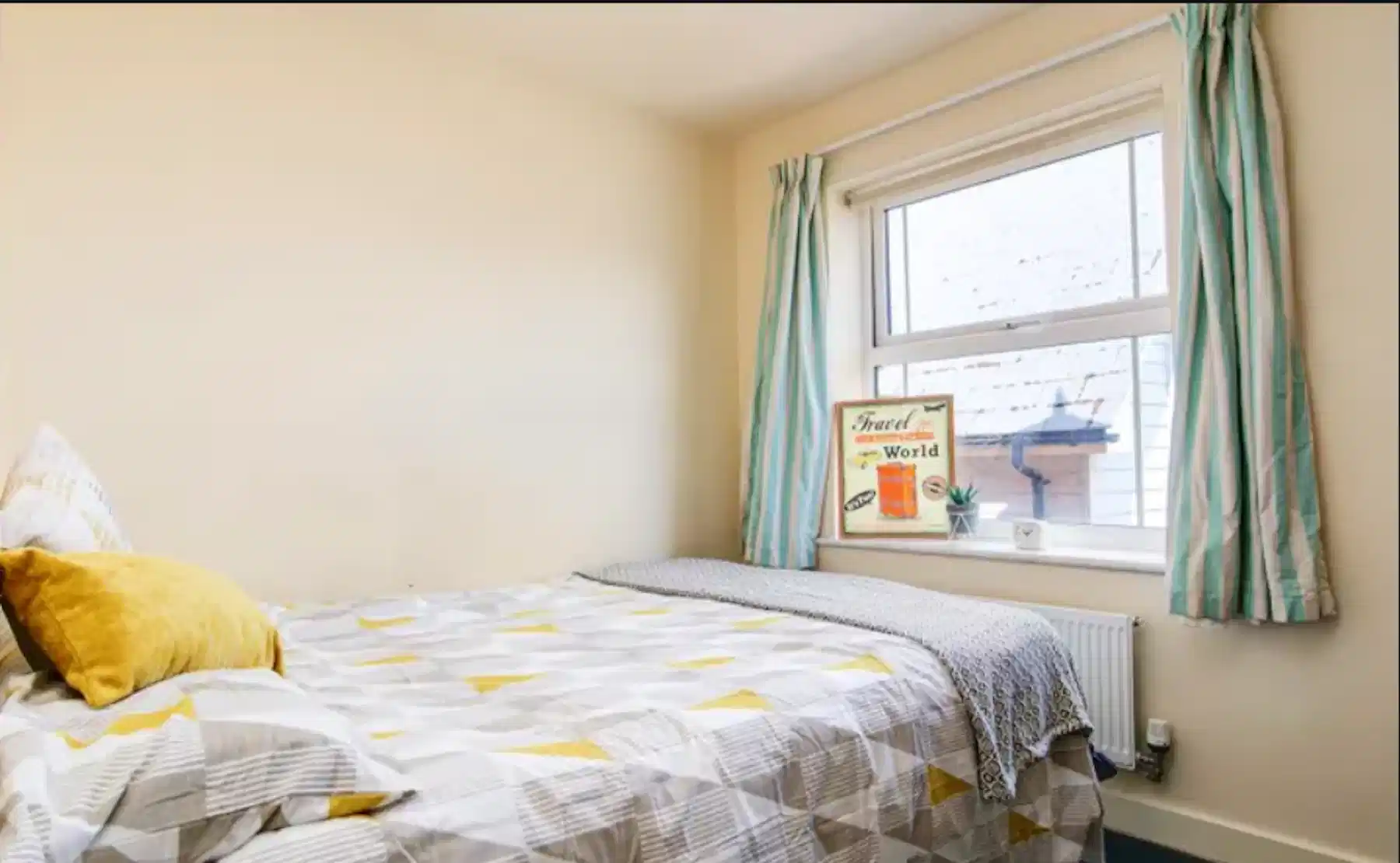 One Bed Flat  - Bedroom