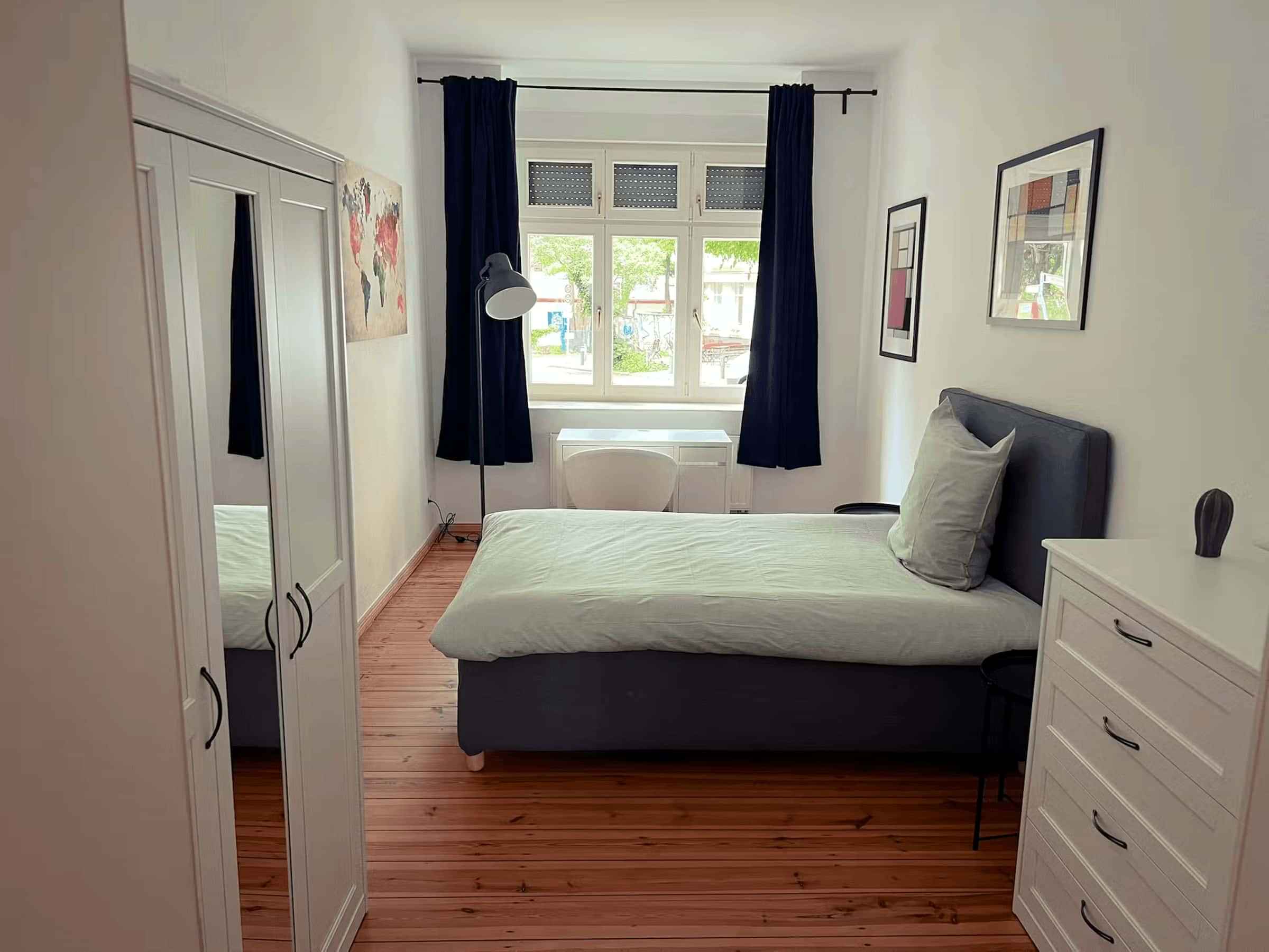 Simplonstraße, Berlin - Berlin, Germany - Room 2 - Bedroom