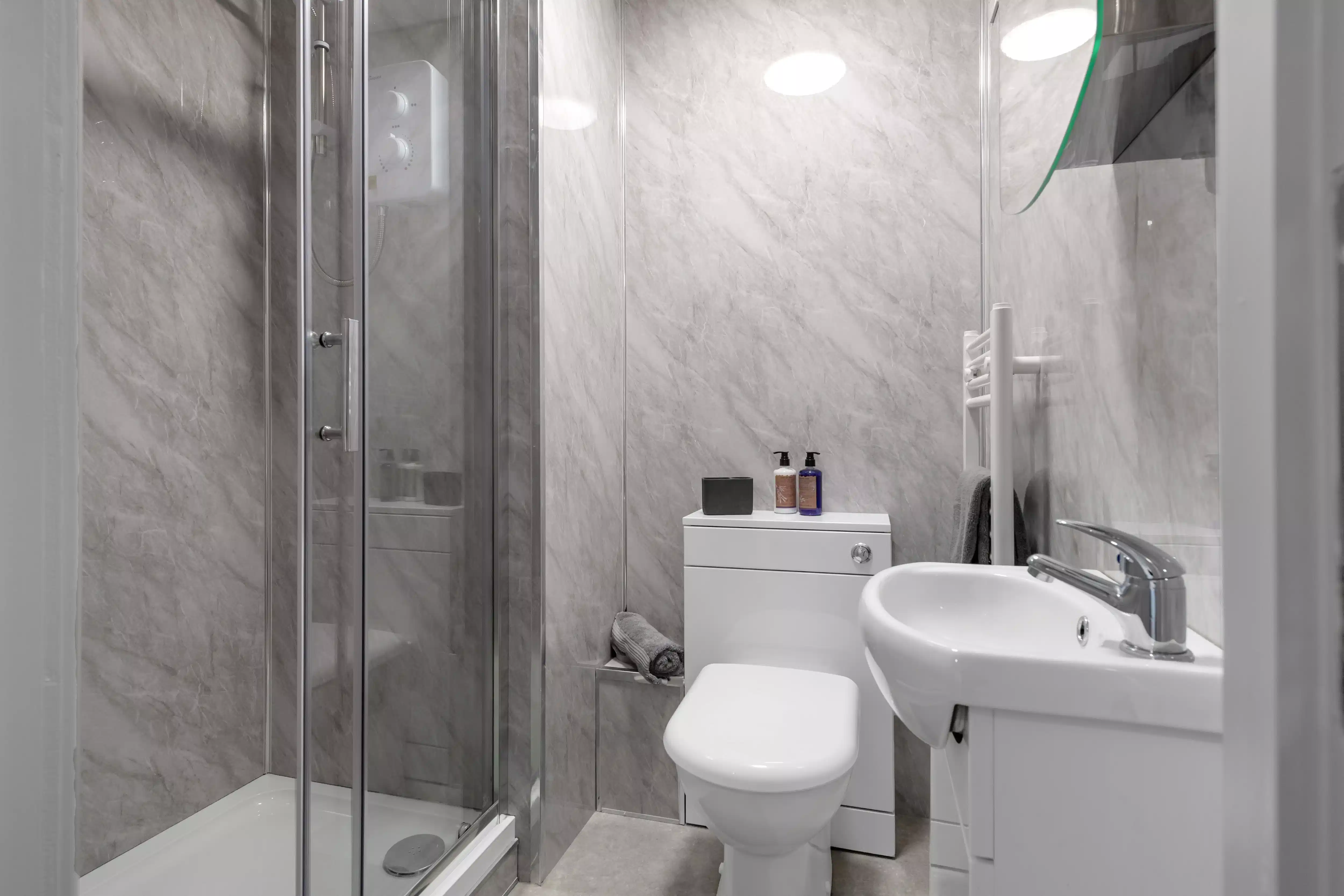 Stanley House, Nottingham - Nottingham, England, United Kingdom - Bathroom