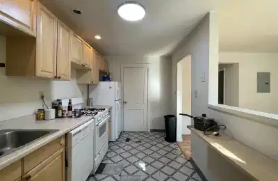 2118 Murray Ave, Pittsburgh - Pittsburgh, Pennsylvania, United States - Kitchen