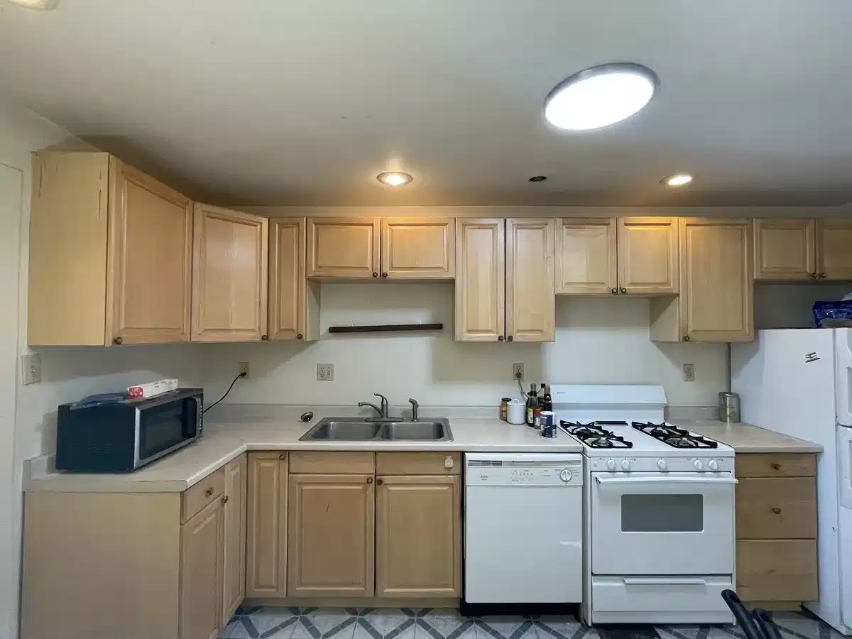 2118 Murray Ave, Pittsburgh - Pittsburgh, Pennsylvania, United States - Kitchen