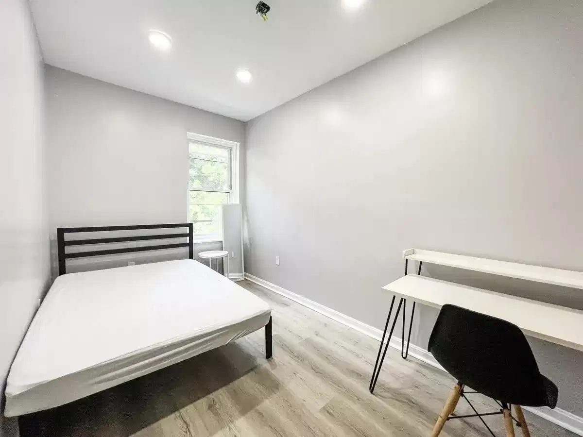 Kitchen?w=400&h=260&fit=crop&q=40&auto=format&trim=auto