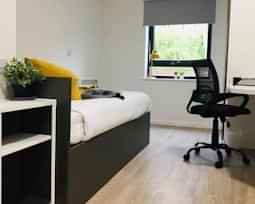 Amenities?w=400&h=260&fit=crop&q=40&auto=format&trim=auto