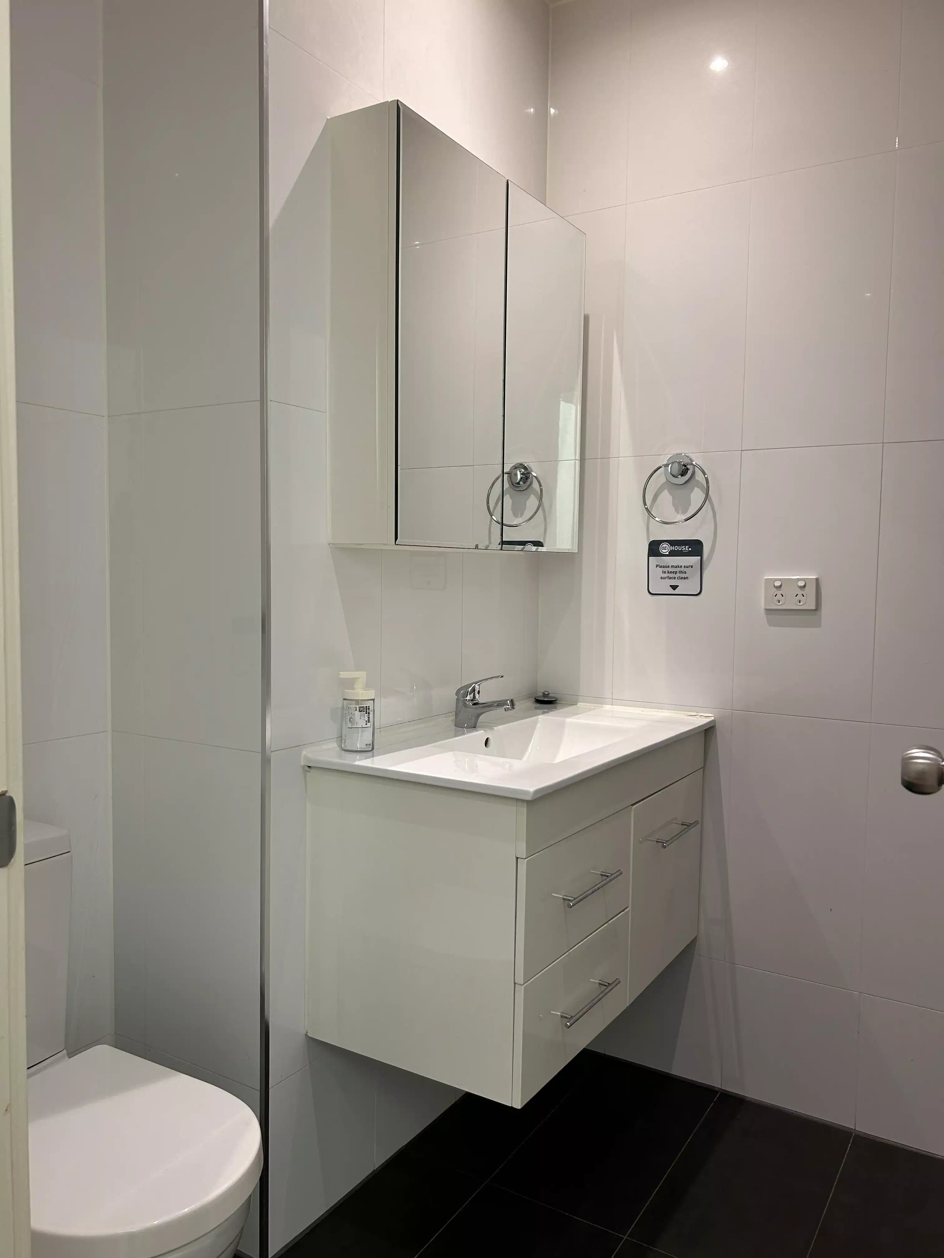 29 Drummond Street, Melbourne view 7