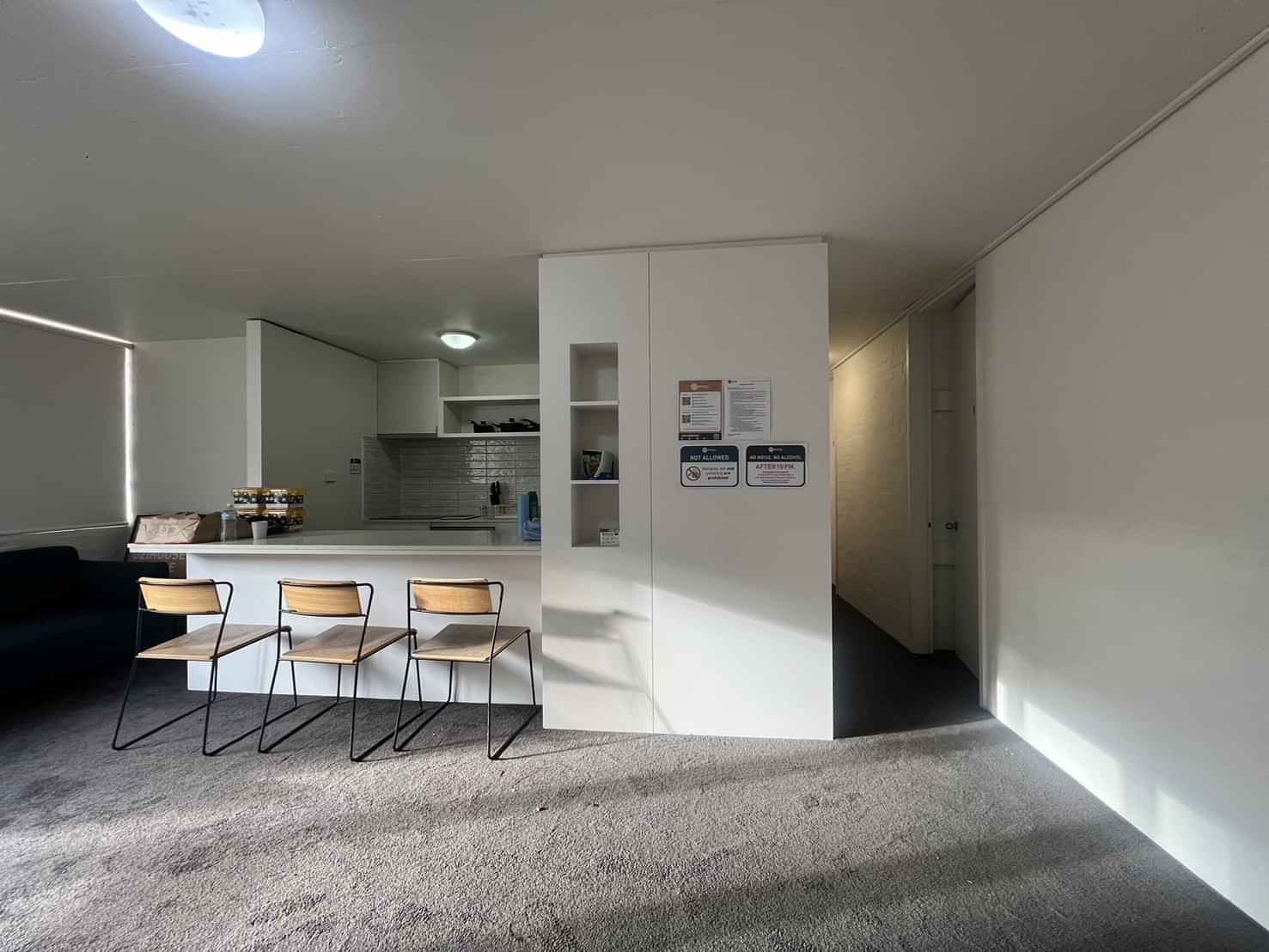 Amenities?w=400&h=260&fit=crop&q=40&auto=format&trim=auto