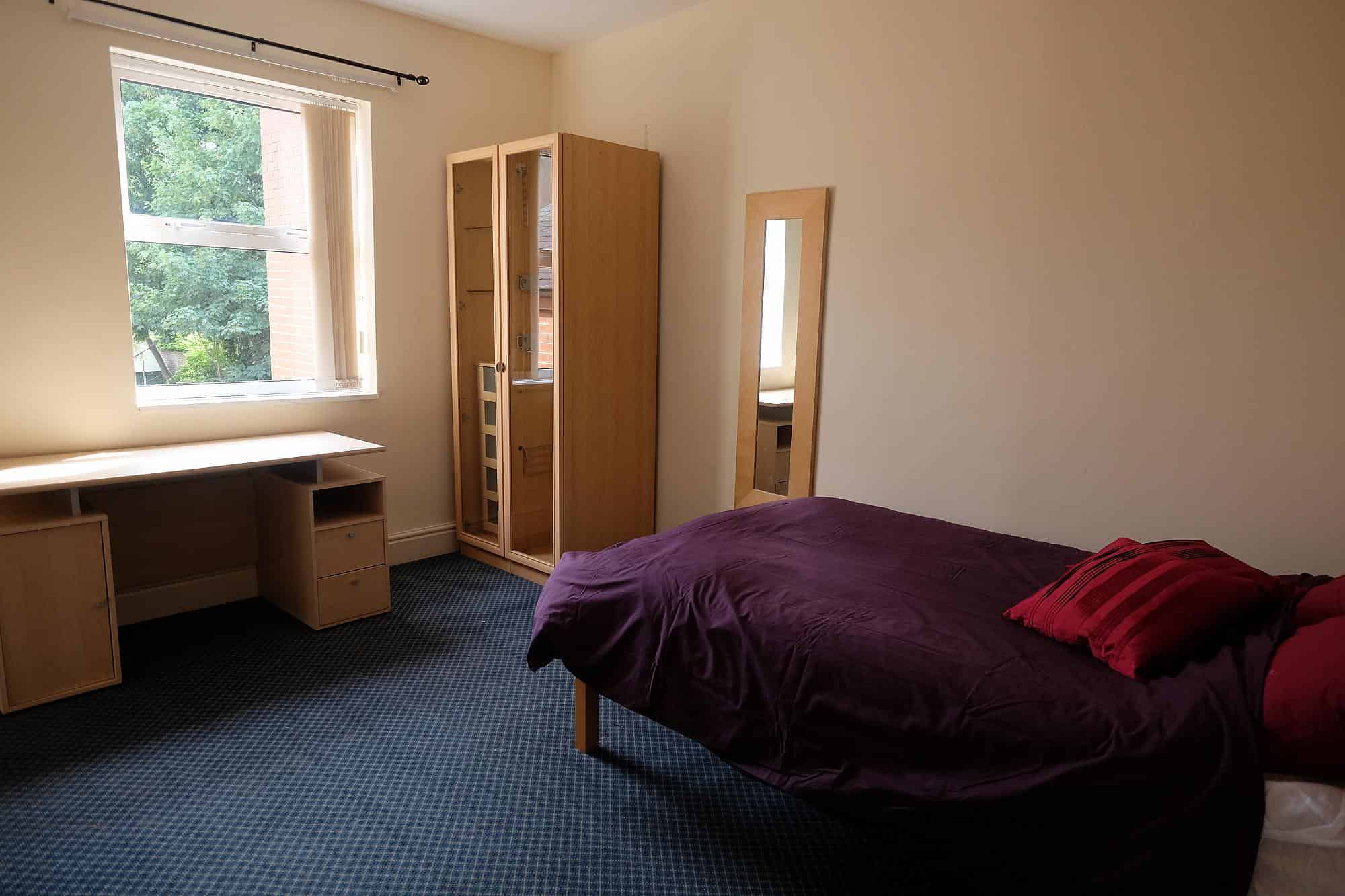 Broomspring Lane, Broomhall - Sheffield, England, United Kingdom - H